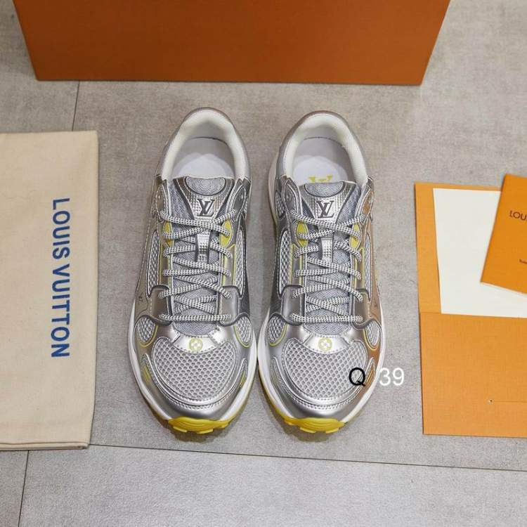 Picture of Louis Vuitton Shoes _SKULVsz35-40FF090512683